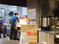 -麦当劳(民盈·国贸城店)