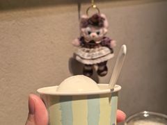 -小苍兰风铃草·礼物蛋糕(沈阳店)