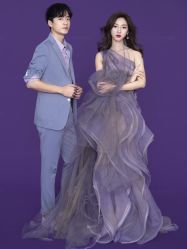 -雪中彩影婚纱摄影·微光艺术中心