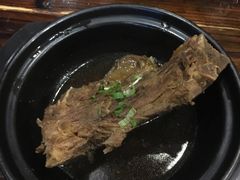 -春天里·老街坊餐厅(港隆广场店)