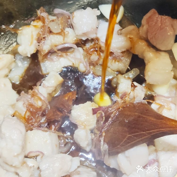 新手卤肉饭制作攻略:4步上手,连吃3碗!