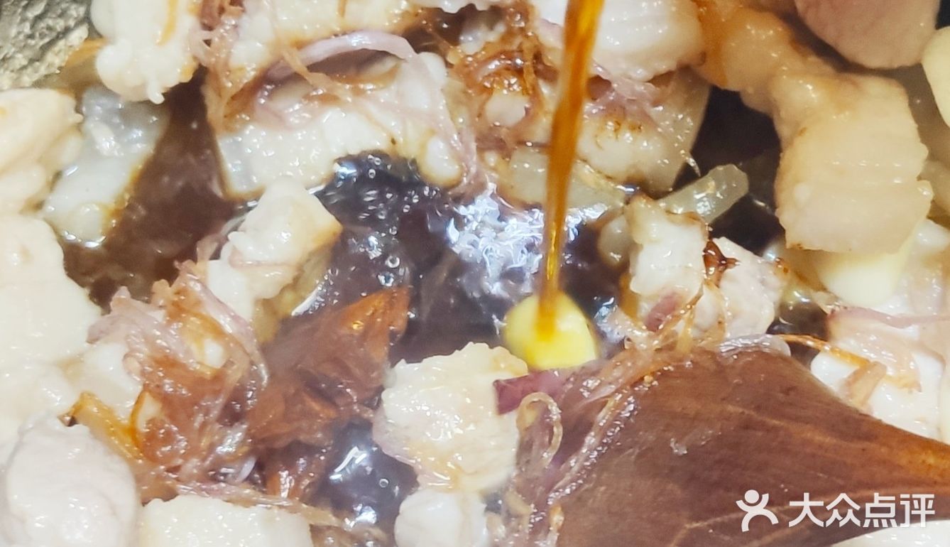 新手卤肉饭制作攻略：4步上手，连吃3碗！