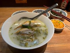 -蟹黄鱼·海派深夜面馆(江湾里店)
