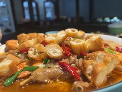 -香蟹煲·醉蟹牛蛙耙鸡爪