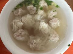 -张阿三馄饨店