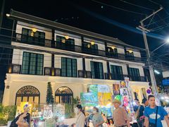 -周日夜市