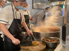 炸咯吱-门框胡同百年卤煮(新街口店)