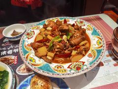 新疆沙湾大盘鸡-巴依老爷新疆美食(清华东门店)