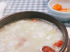 -益百岁牛尾汤(香山路店)