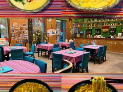 -香巴拉云南餐厅(华莱坞店)