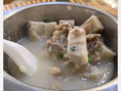 -胡胖子专业长沙菜(衡山路店)