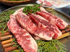 -草家酱蟹炭火烤肉店(珲春南路二店)