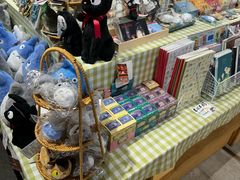 -猫的天空之城概念书店(苏州诚品店)