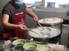 -张阿三馄饨店