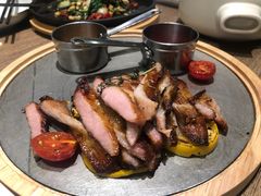 炭烧猪颈肉-小大董·烤鸭(西客站店)