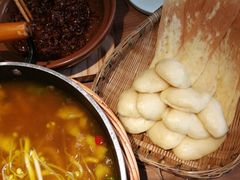 -有红鸡毛店·川菜(建设路店)