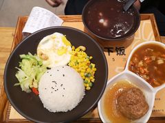狮子头小龙虾双拼-海盗虾饭·剥好的小龙虾饭(SOHO尚都店)