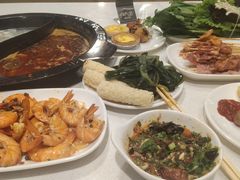 -爱有声毛肚串串火锅自助(龙之梦大都汇店)