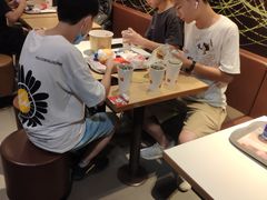 -麦当劳(龙洞店)
