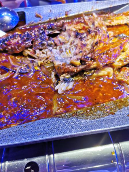 川百汇烤鱼·泡饼(燕郊弘阳广场店)-"寒风中排了半个小时的队才吃上的