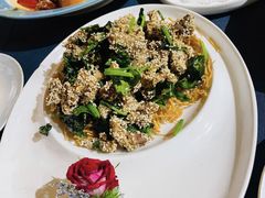 -伊带伊路新疆美食府(呼家楼店)