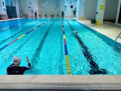 -七彩阳光游泳俱乐部(江北远洲店)