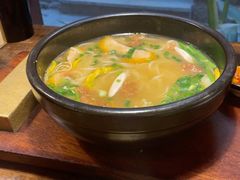 -银米·云南传统过桥米线(双廊黑金冠店)