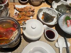 -雍和会海鲜姿造自助(湖东路店)