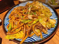 地狱肥牛炒乌冬面-石屋料理(南京西路店)