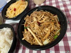 -塔哈尔·新疆盛宴(城西银泰店)