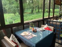 靠窗位-野蔓果·山野菜(西湖景区·龙井茶田店)