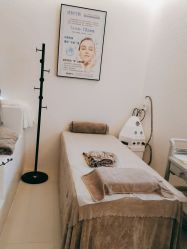 -丽锦汇LA LIZZ丽秩·科技美肤