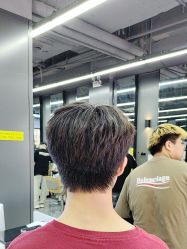 -藤野造型烫发染发
