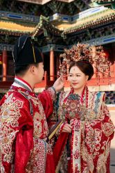 -雪中彩影婚纱摄影·微光艺术中心