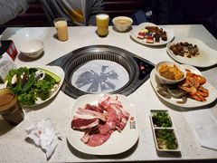 -佰烧海鲜烤肉火锅自助(世茂国际广场店)