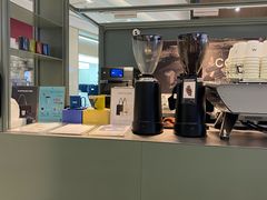 -M Stand(杭州萧山万象汇店)