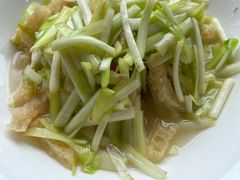 -侬佳蒸菜馆(听潮店)