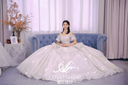 -LOVE SHINE婚纱·红鼎庄龙凤褂·妈妈装定制
