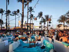 -FINNS Beach Club
