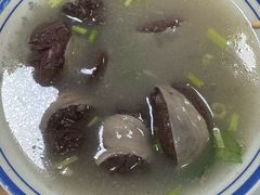 -卢聪艺小吃店(阳翟总店)