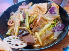 -万记麻辣烫国展总店