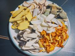 -野菌皇海景野生菌火锅(滨海大道店)