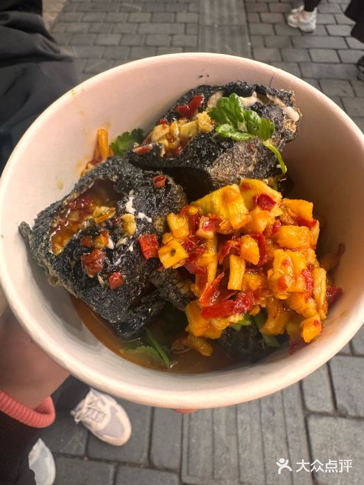 黑色经典臭豆腐·湖南特产(步行街店)图片