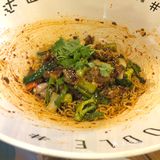 初代网红店的镇店之宝是老板娘