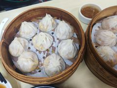 -莱莱小笼·乔艾