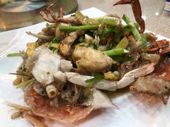 -鹏城人家海鲜酒家·23年老字号(较场尾店)