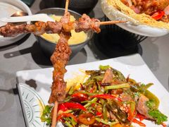 彝族手撕美人椒拌牛肉-云海肴·汽锅鸡·云南菜(高德置地店)