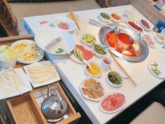 -周师兄大刀腰片火锅(磁器口直营店)