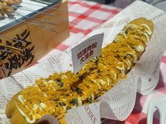 肉松奶油大油条-在老街·淮安大排档·甜麻干煸龙虾·烧烤(河下古镇店)