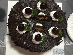 -皇冠幸福里动物奶油生日蛋糕(光谷软件园店)